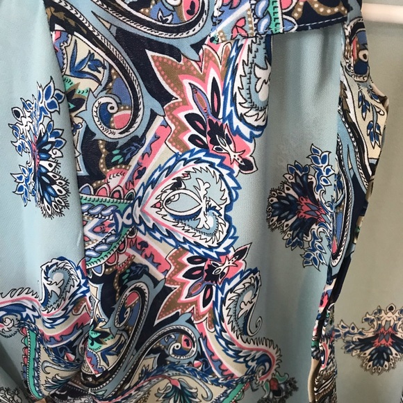 Colorful blouse - Picture 3 of 3